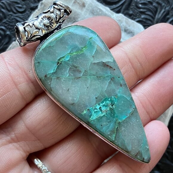 Large Quantum Quatro Chrysocolla Pendant - Picture 1 of 9